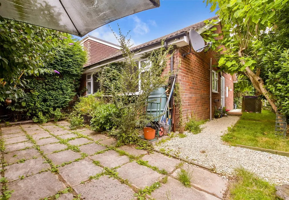 Patio / Decking - Fern Close, Hawkinge, Folkestone, Kent - Wards of Kent