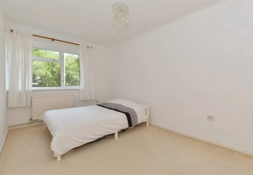 Bedroom 1 - Quantock Drive, Ashford, Kent - Wards of Kent