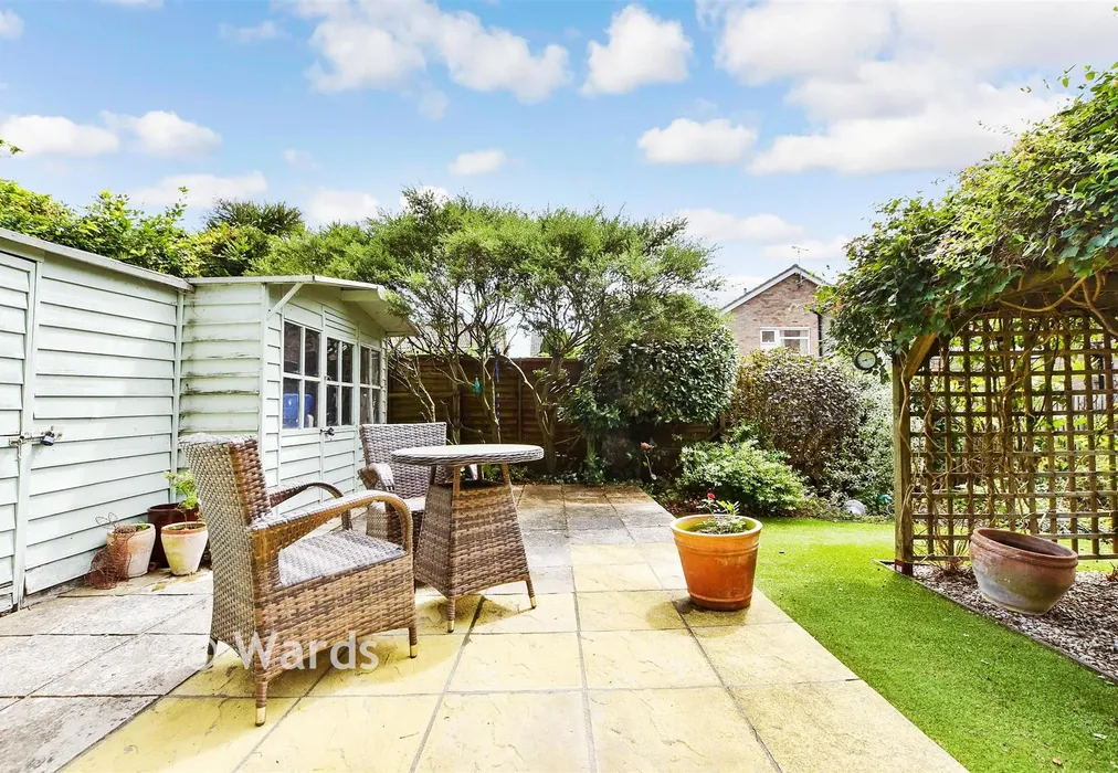 Patio / Decking - Norrie Road, Birchington, Kent - Wards of Kent