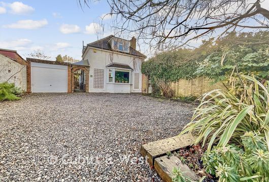 Dovers Green Road, Reigate, Surrey - Wards of Kent