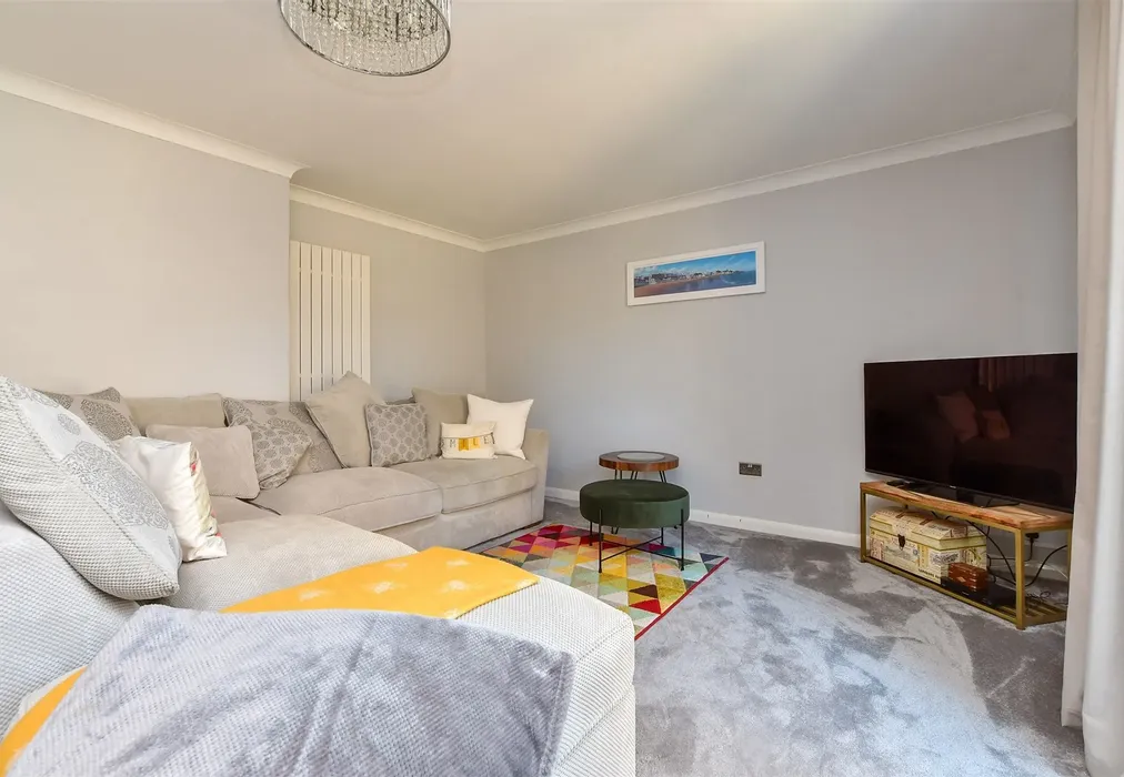 Lounge/Diner - York Street, Broadstairs, Kent - Wards of Kent