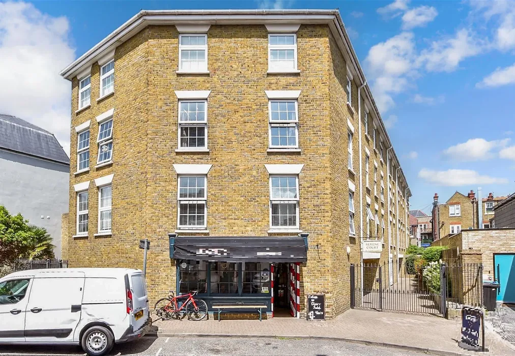 External..... (Brochure) - York Street, Broadstairs, Kent - Wards of Kent
