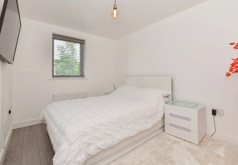 Bedroom 2 - Adams Drive, Willesborough, Ashford, Kent - Wards of Kent