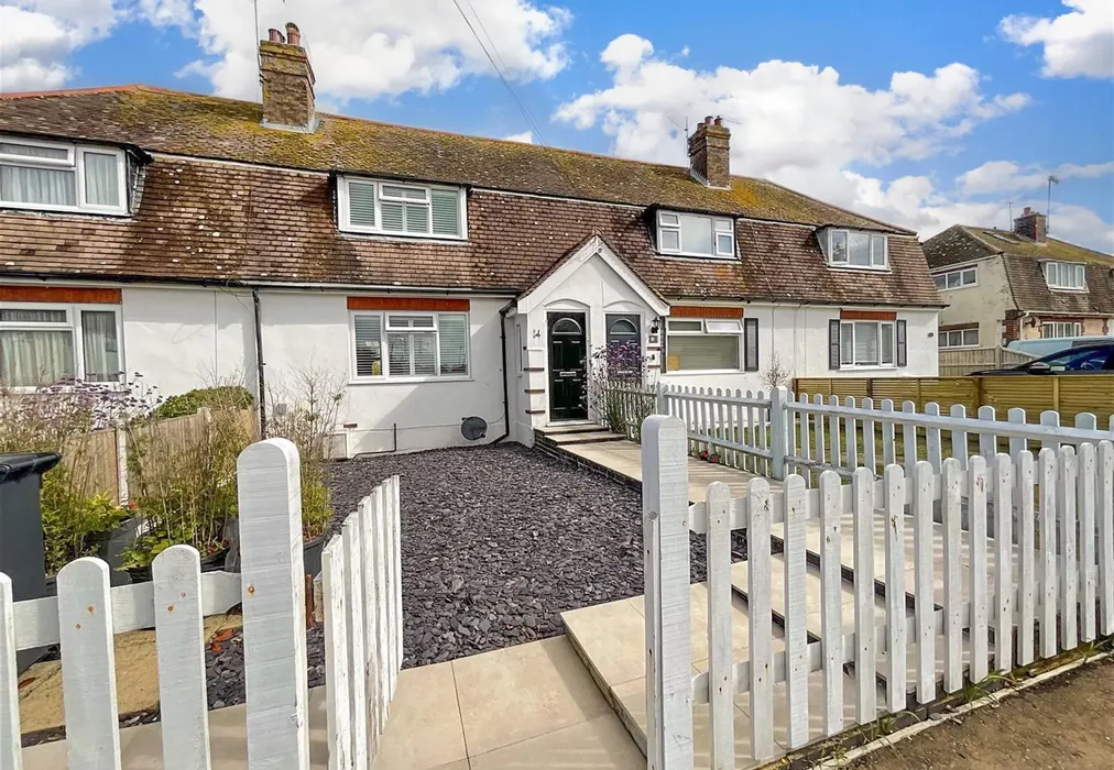 Front 1 - Sunny Close, Goring-By-Sea, Worthing, West Sussex - Wards of Kent