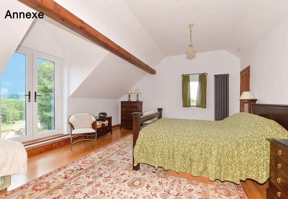 Annexe Bedroom 1 - Bekesbourne Lane, Bekesbourne, Canterbury, Kent - Wards of Kent