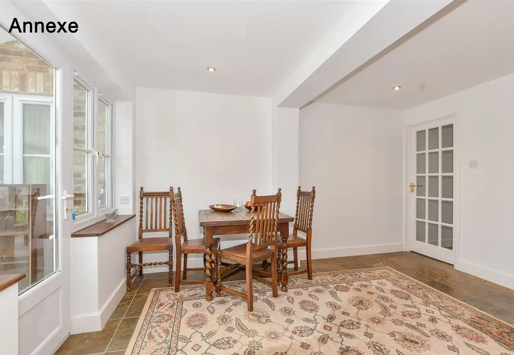 Annexe Dining Area - Bekesbourne Lane, Bekesbourne, Canterbury, Kent - Wards of Kent