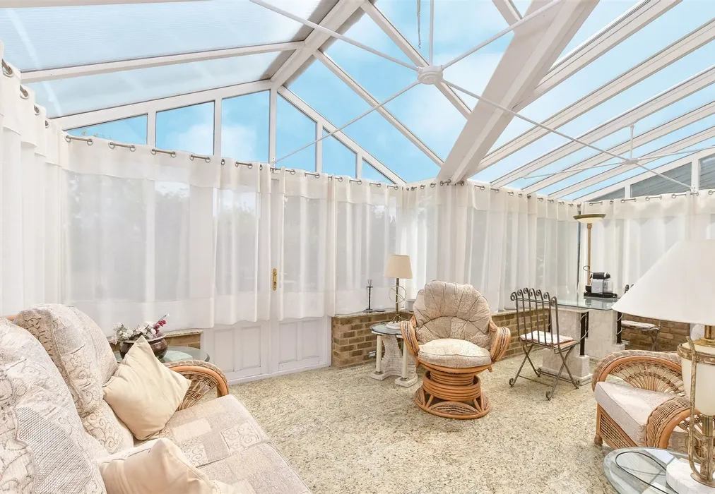 Conservatory - Bekesbourne Lane, Bekesbourne, Canterbury, Kent - Wards of Kent