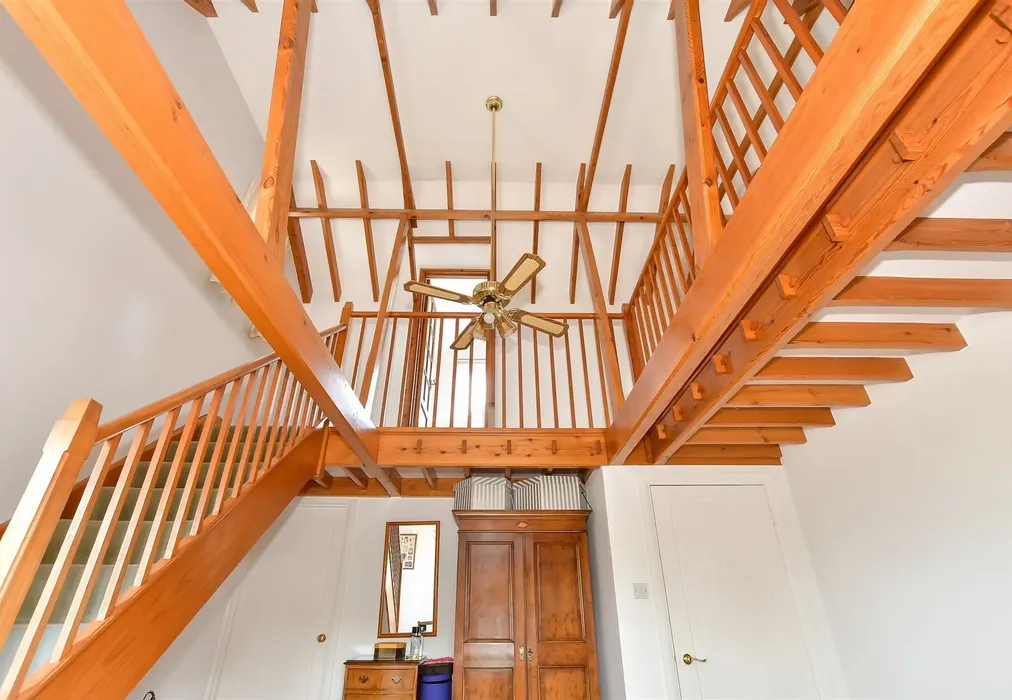 Internal Lifestyle Photograph - Bekesbourne Lane, Bekesbourne, Canterbury, Kent - Wards of Kent