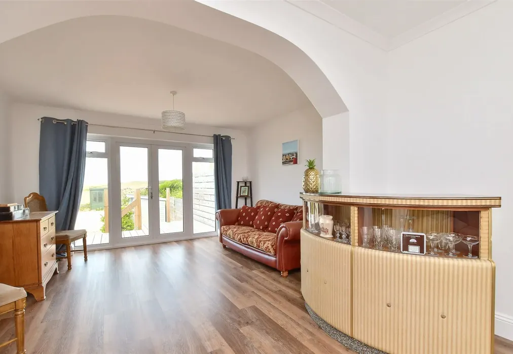 Family Room - Westdean Avenue, Newhaven, East Sussex - Wards of Kent