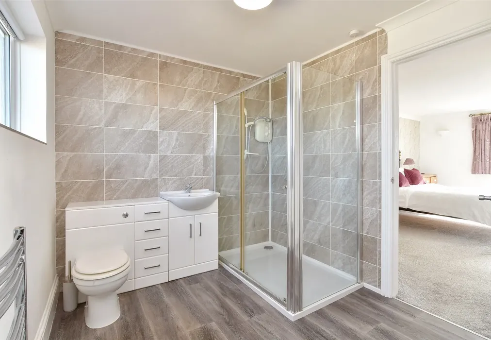 En-Suite Shower Room - Westdean Avenue, Newhaven, East Sussex - Wards of Kent