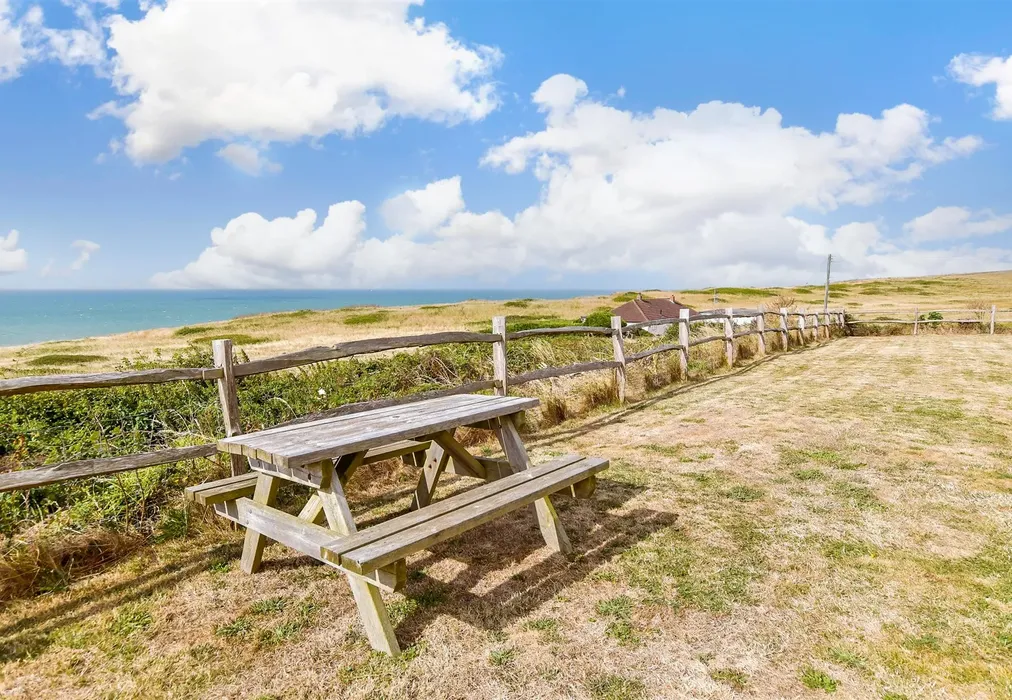 Rear Garden - Westdean Avenue, Newhaven, East Sussex - Wards of Kent