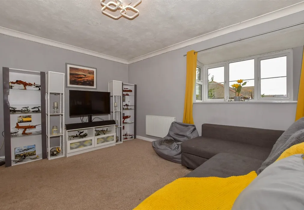 Lounge - Willowside, Snodland, Kent - Wards of Kent