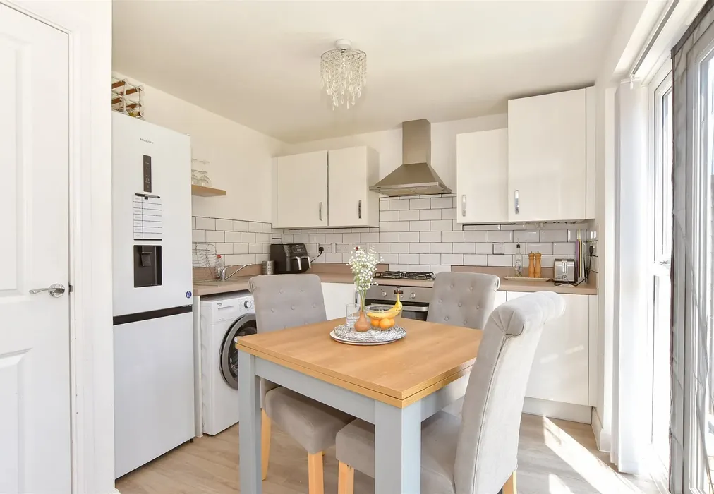 Kitchen/Diner - Concorde Street, Faversham, Kent - Wards of Kent