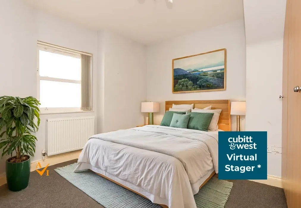 Bedroom 2 (Modern style) - Yattendon Road, Horley, Surrey - Wards of Kent