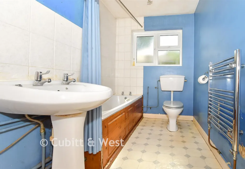 Bathroom - High Trees, Haywards Heath, West Sussex - Wards of Kent
