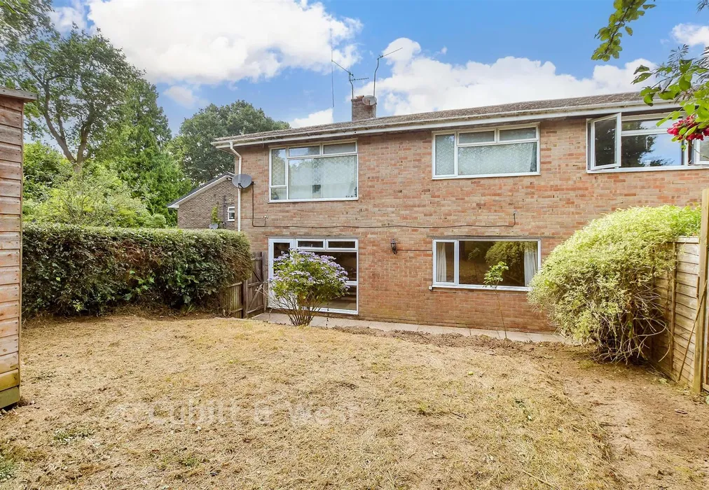 Rear Garden - High Trees, Haywards Heath, West Sussex - Wards of Kent