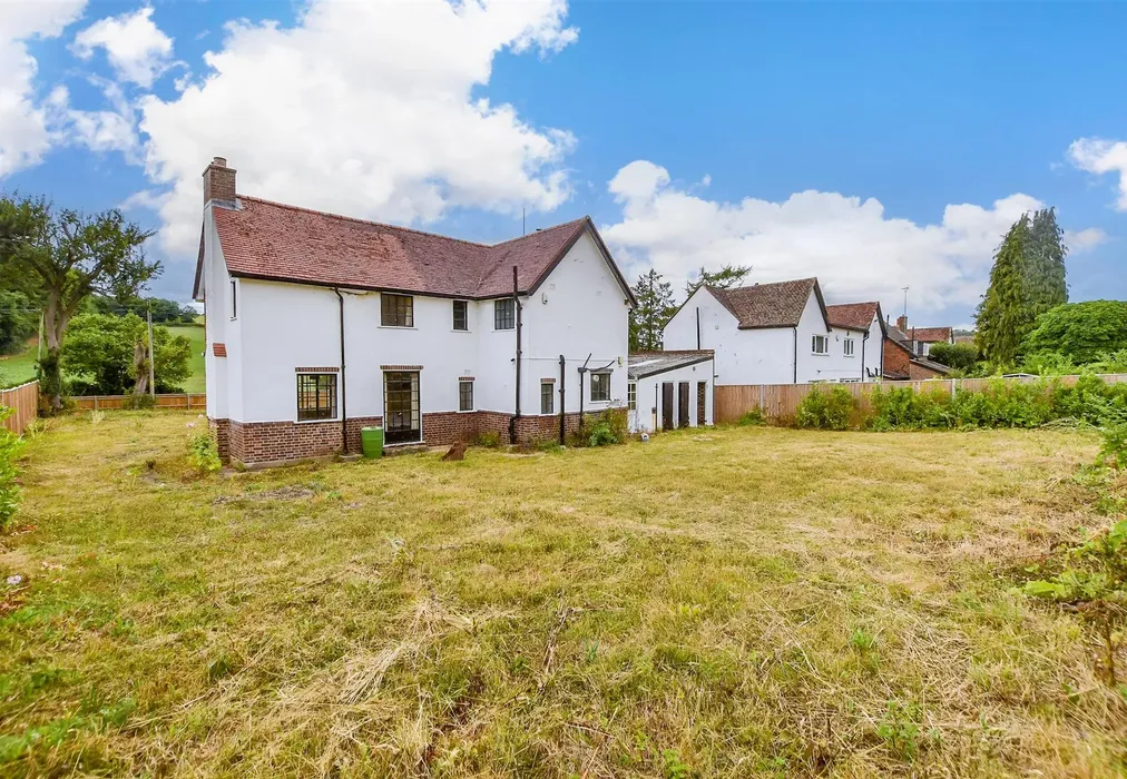 Rear Garden - Maplescombe Lane, Farningham, Dartford, Kent - Wards of Kent