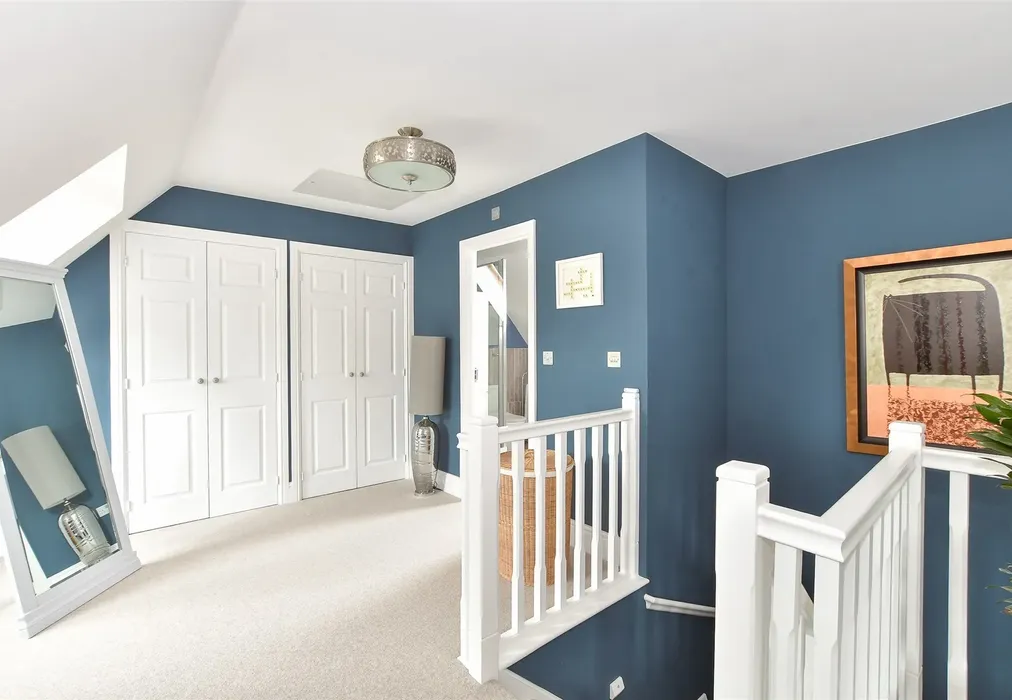 Bedroom 1 - Wisteria Drive, Crawley, West Sussex - Wards of Kent