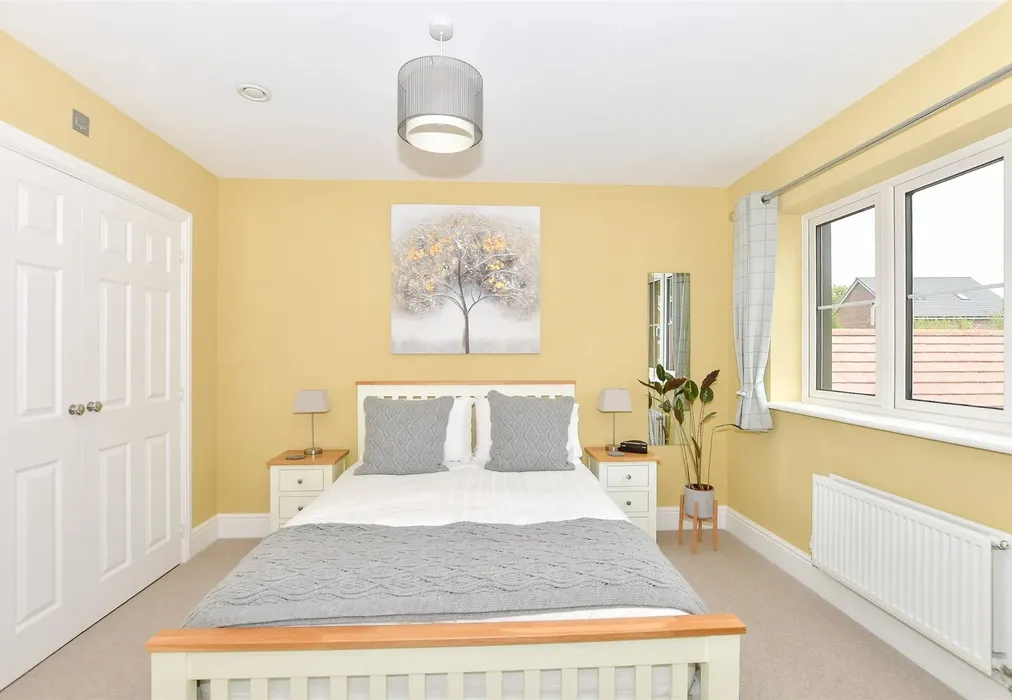 Bedroom 3 - Wisteria Drive, Crawley, West Sussex - Wards of Kent