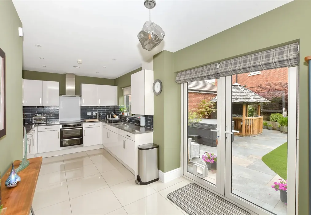 Kitchen - Wisteria Drive, Crawley, West Sussex - Wards of Kent