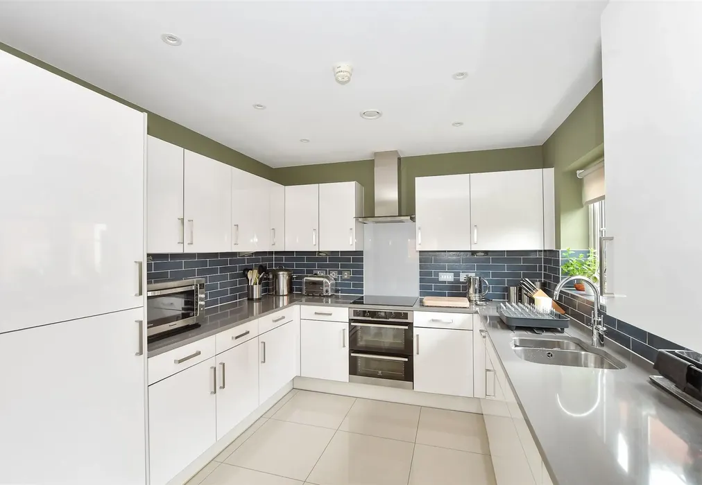 Kitchen - Wisteria Drive, Crawley, West Sussex - Wards of Kent