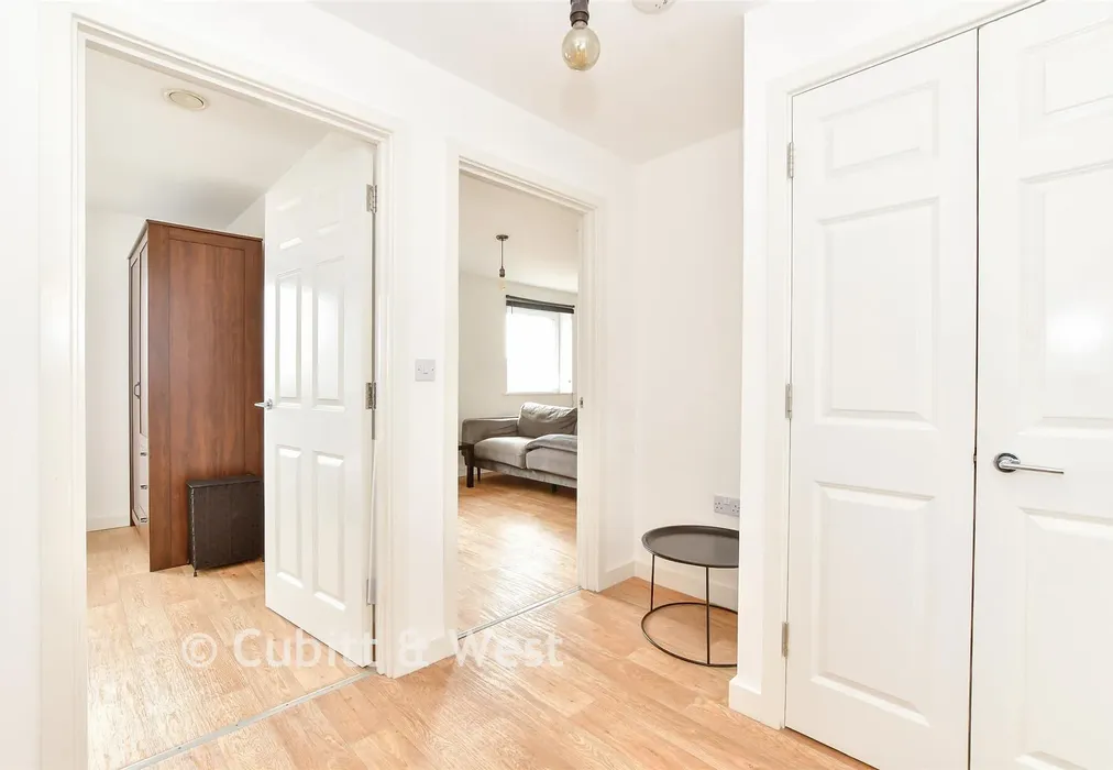 Kitchen - Longley Road, Chichester, West Sussex - Wards of Kent