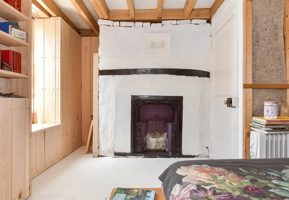 Internal Lifestyle Photograph - Silver Street, Deal, Kent - Wards of Kent