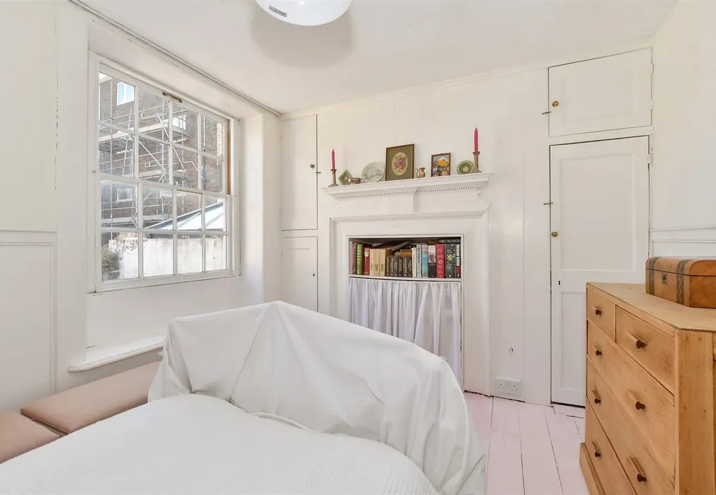 Bedroom 2 - Silver Street, Deal, Kent - Wards of Kent