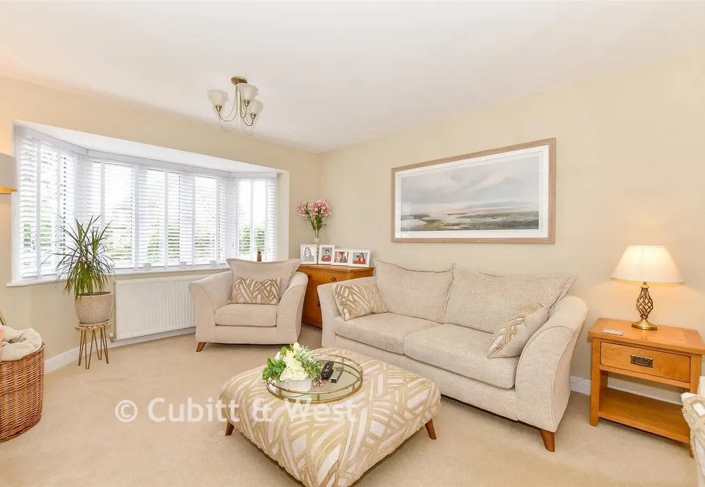 Sitting Room - Pine Close, Chichester, West Sussex - Wards of Kent