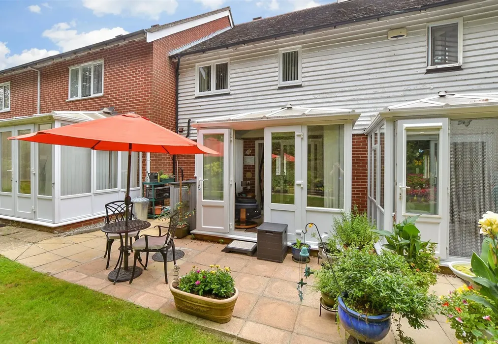 Patio / Decking - Tanners Hill, Hythe, Kent - Wards of Kent