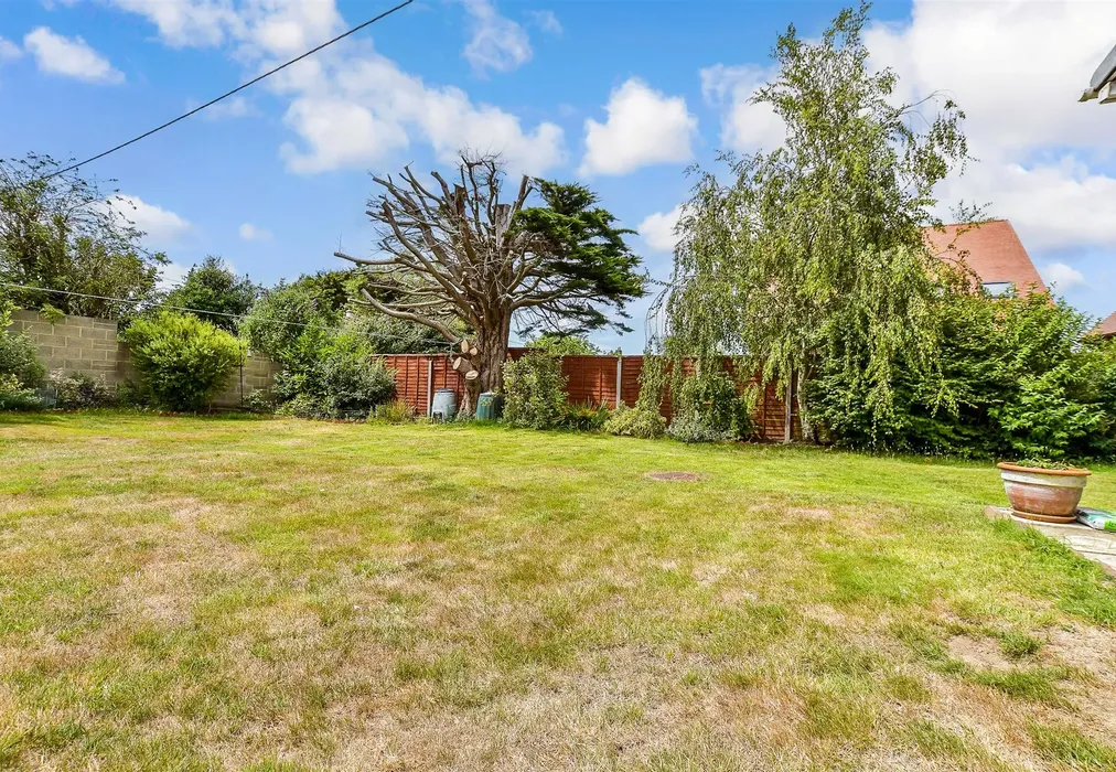 Rear Garden - Dymchurch Road, St Marys Bay, Romney Marsh, Kent - Wards of Kent