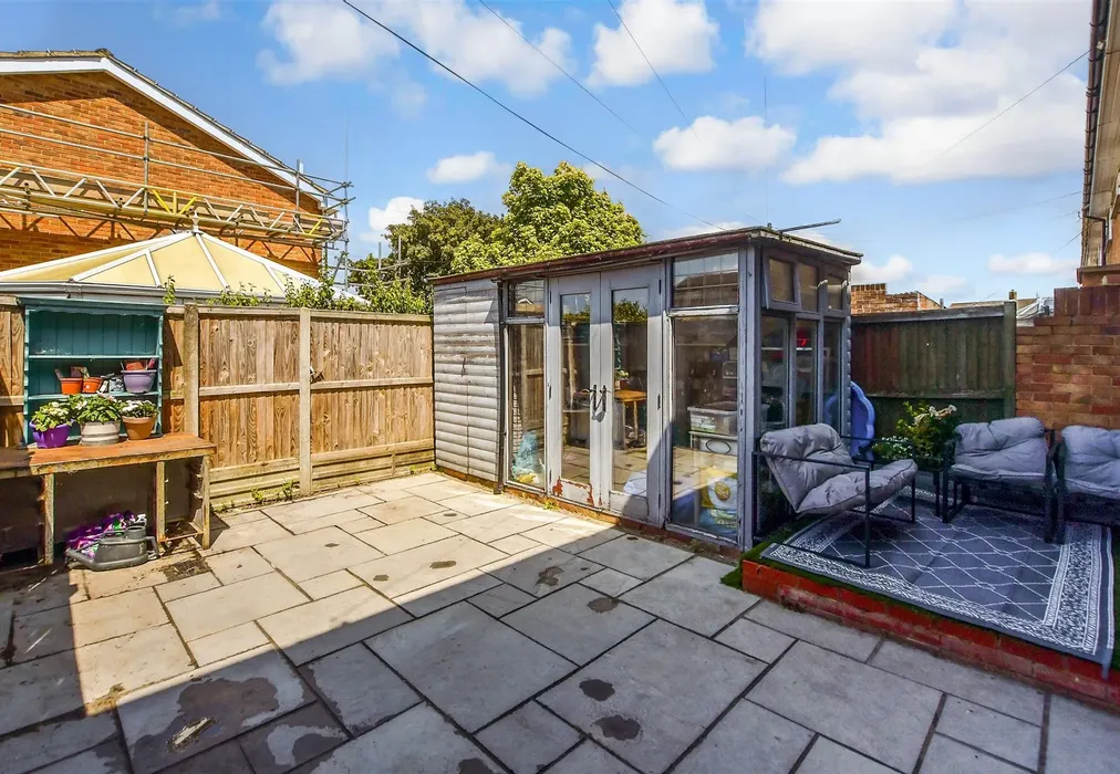Rear Garden - Hill Crescent, Aylesham, Canterbury, Kent - Wards of Kent