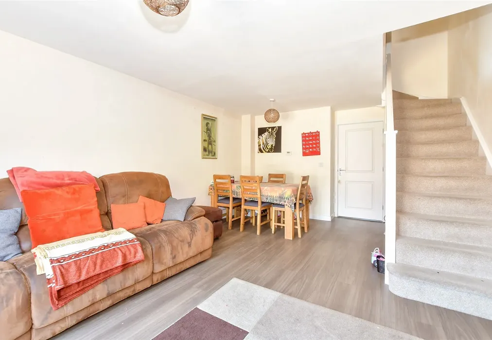 Lounge/Diner - Wood Hill Way, Bognor Regis, West Sussex - Wards of Kent