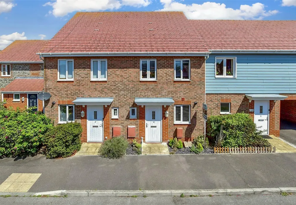 Front External (Web) - Wood Hill Way, Bognor Regis, West Sussex - Wards of Kent