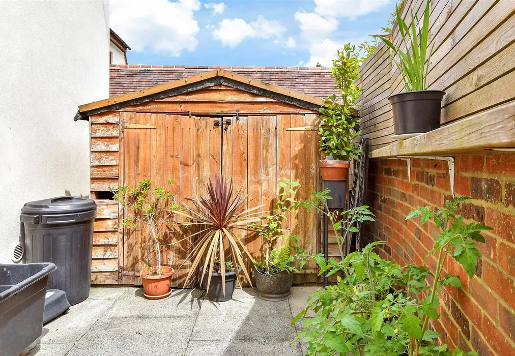 External Feature - Carden Avenue, Patcham, Brighton, East Sussex - Wards of Kent