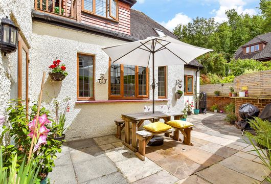 Carden Avenue, Patcham, Brighton, East Sussex - Wards of Kent