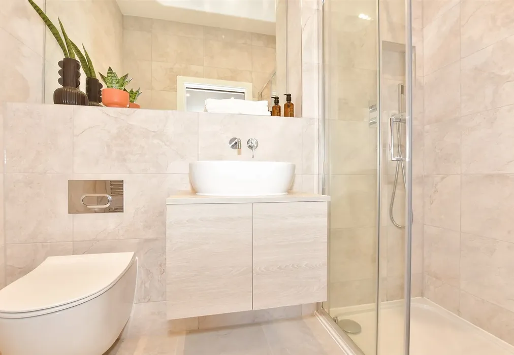 En-Suite Shower Room - The Fairways, Convent Road, Broadstairs, Kent - Wards of Kent