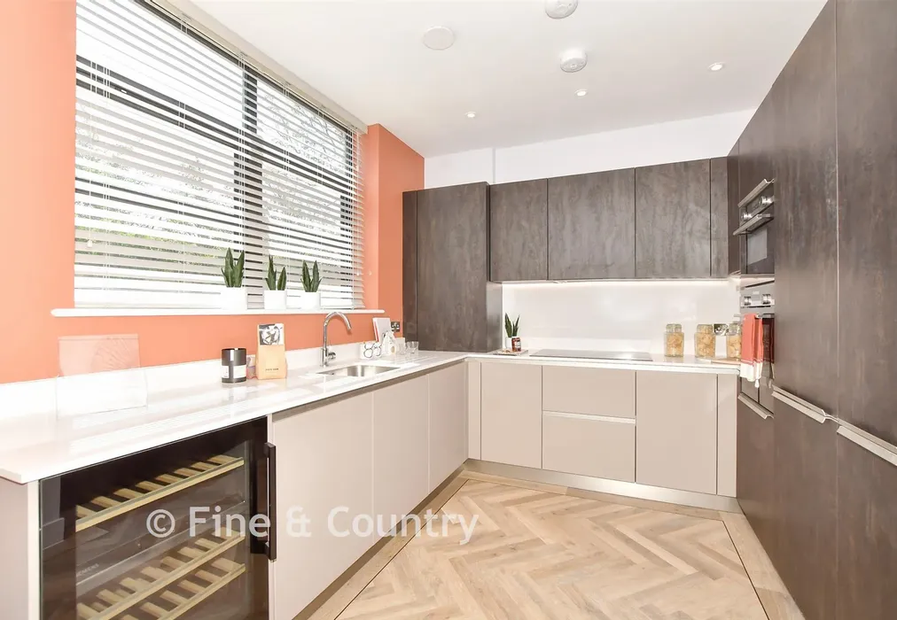 Lounge/Kitchen - The Fairways, Convent Road, Broadstairs, Kent - Wards of Kent