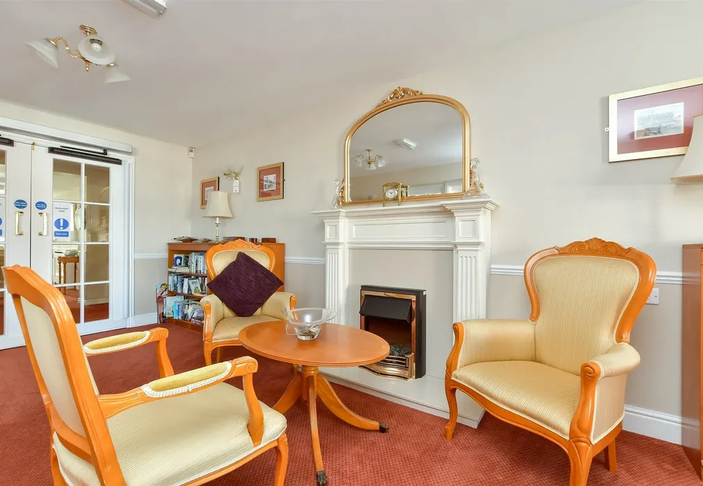 Communal Lounge - Harold Road, Margate, Kent - Wards of Kent