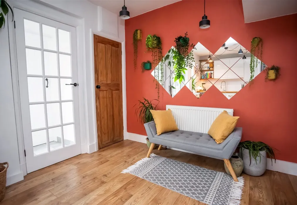 Hallway - Dymchurch Road, Hythe, Kent - Wards of Kent