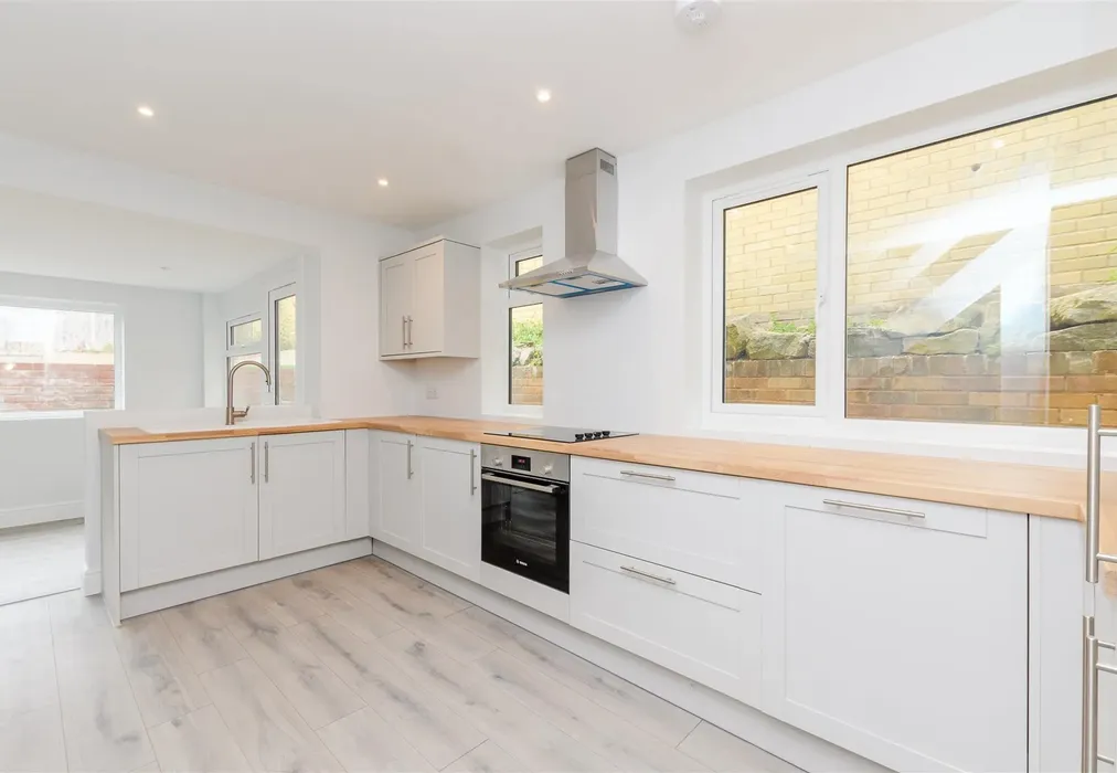 Kitchen - Biddenden Way, Istead Rise, Kent - Wards of Kent