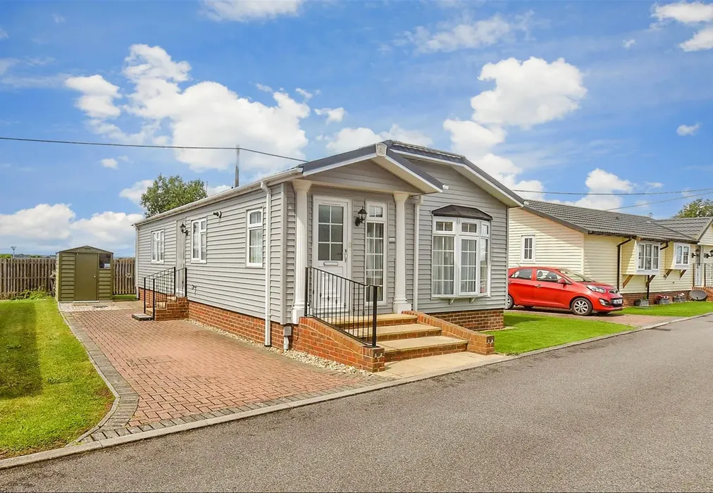 Web - Faversham Road, Seasalter, Whitstable, Kent - Wards of Kent