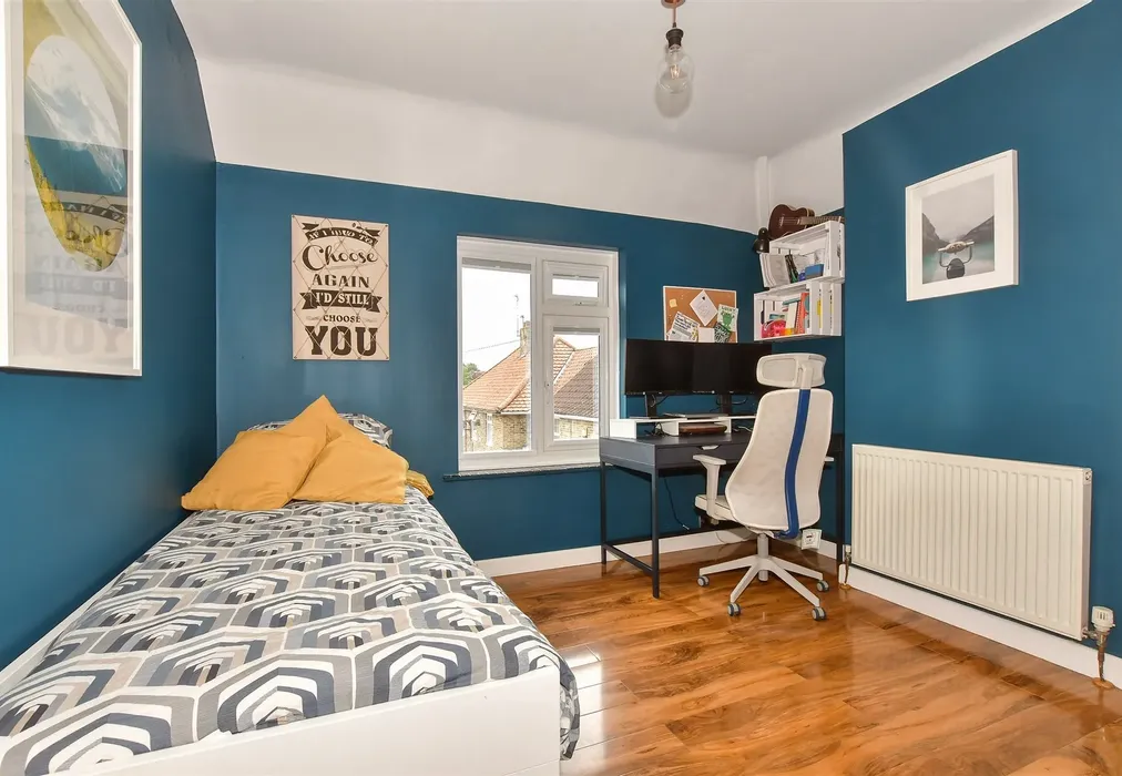 Bedroom 2 - Burgess Road, Aylesham, Canterbury, Kent - Wards of Kent