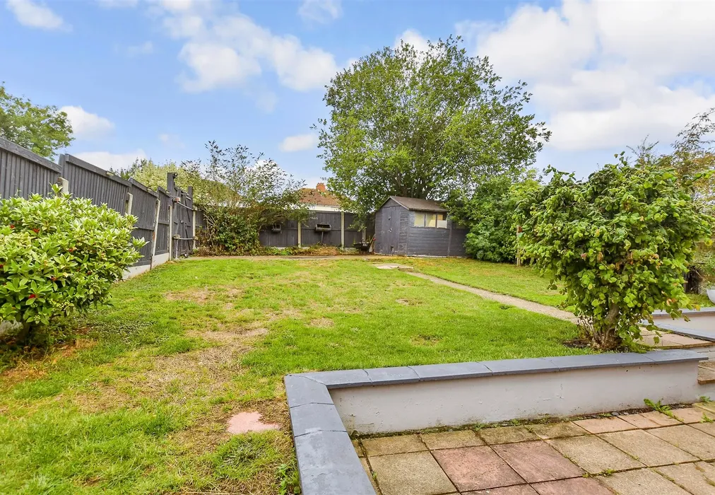 Rear Garden - Burgess Road, Aylesham, Canterbury, Kent - Wards of Kent