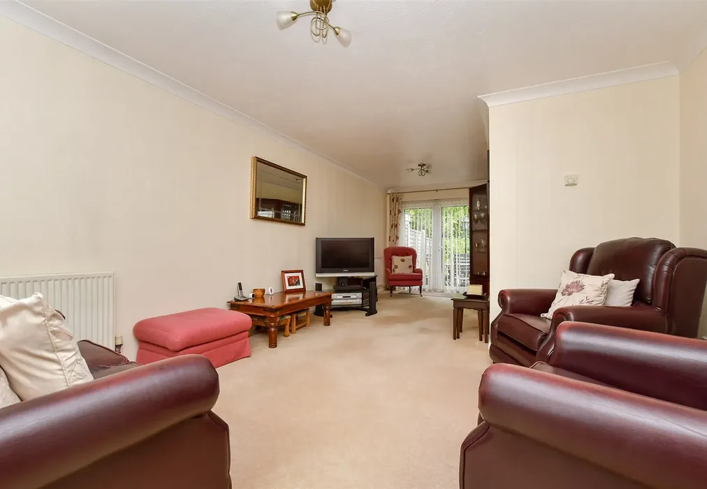 Lounge - Cypress Way, Banstead, Surrey - Wards of Kent