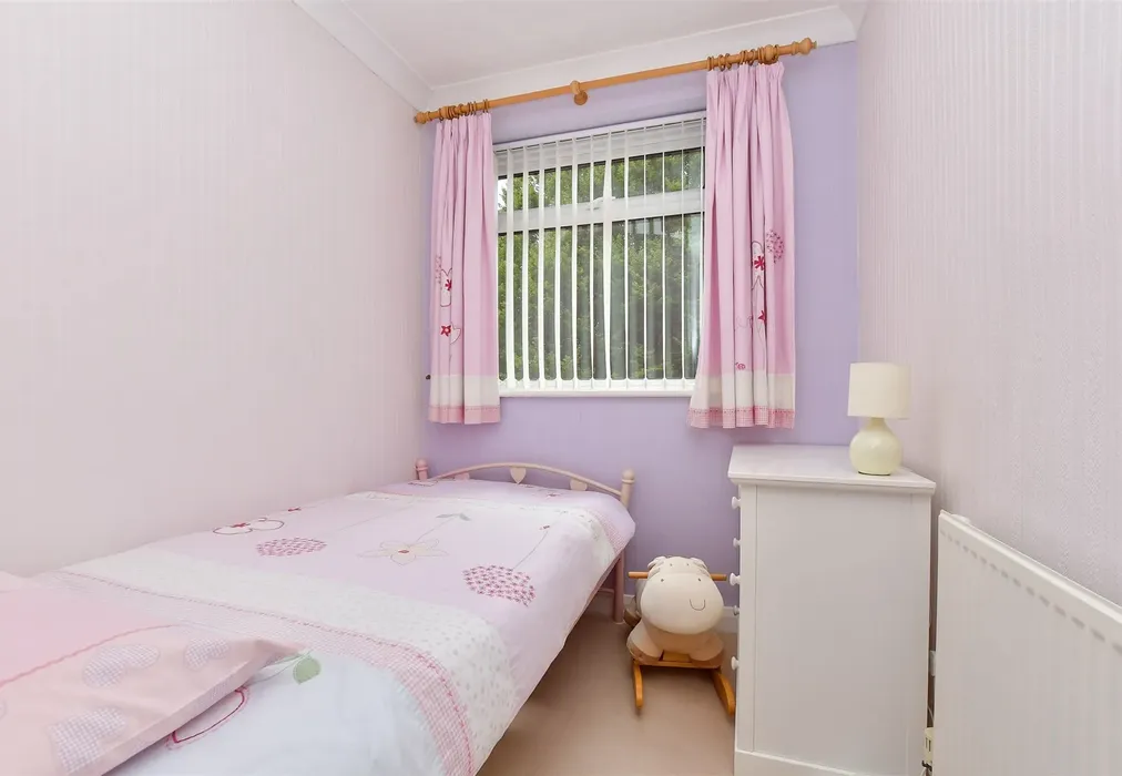 Bedroom 4 - Cypress Way, Banstead, Surrey - Wards of Kent