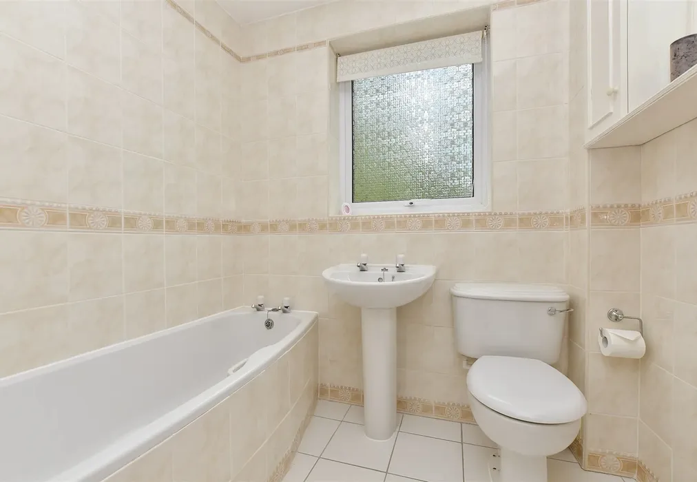 Bathroom - Cypress Way, Banstead, Surrey - Wards of Kent