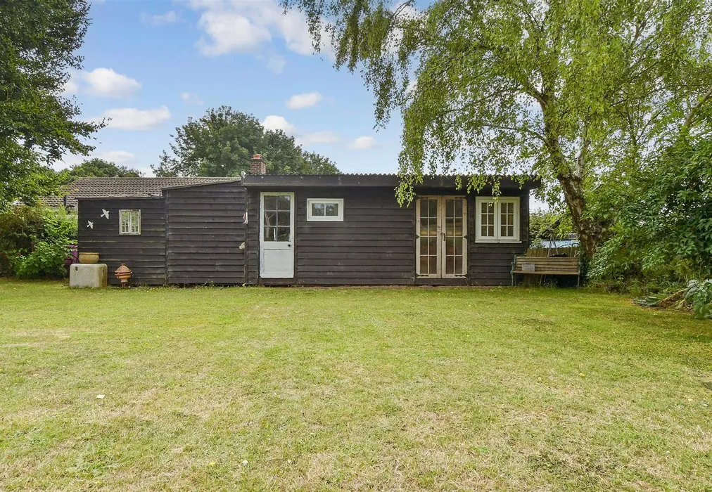 Workshop/Outbuildings - Deal Road, Northbourne, Deal, Kent - Wards of Kent