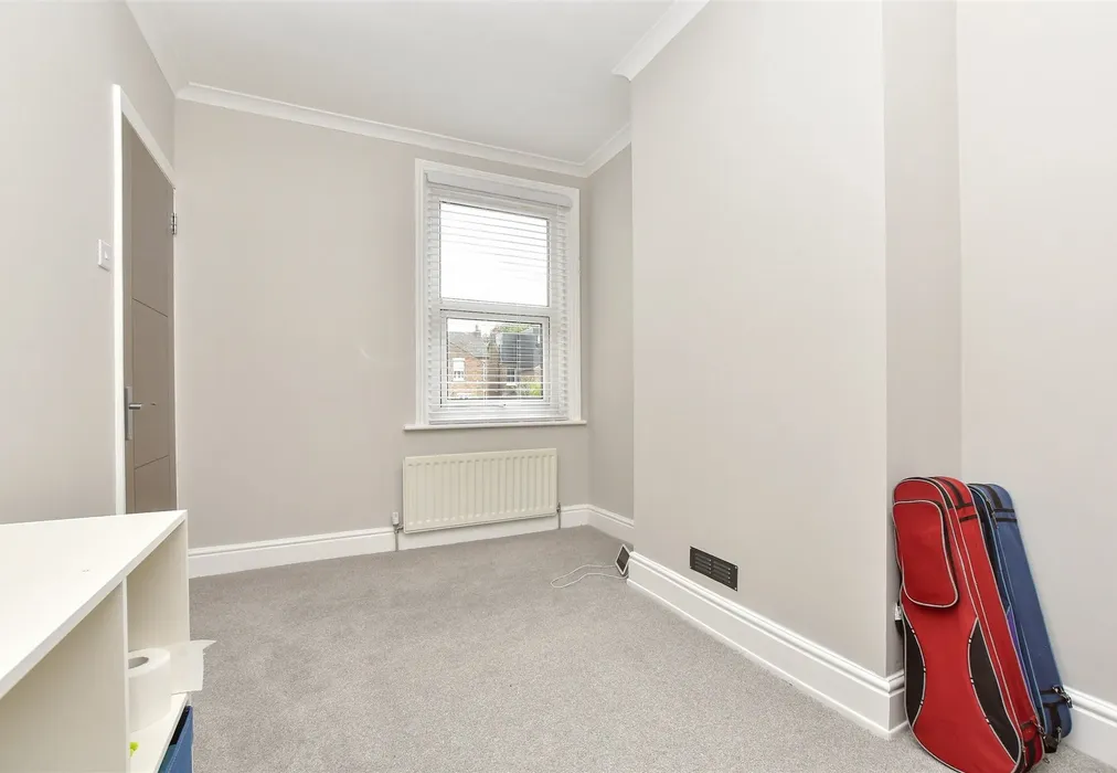 Bedroom 2 - Tharp Road, Wallington, Surrey - Wards of Kent