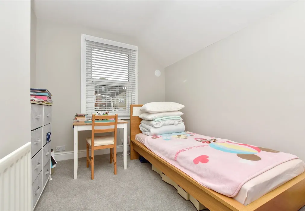 Bedroom 3 - Tharp Road, Wallington, Surrey - Wards of Kent